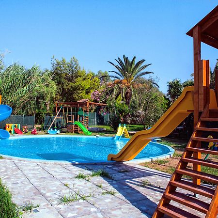 May Beach Hotel Rethymno  ภายนอก รูปภาพ