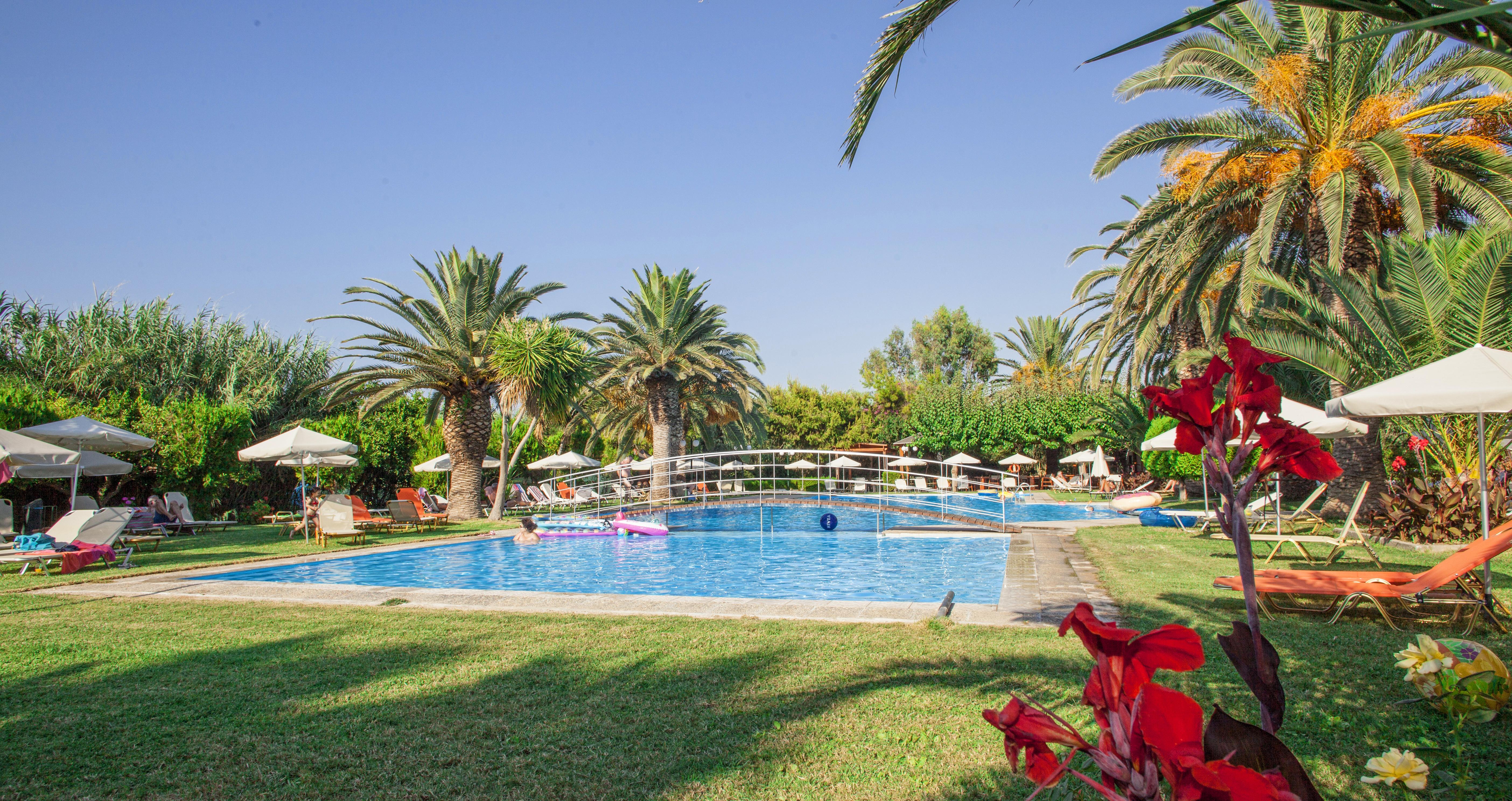 May Beach Hotel Rethymno  ภายนอก รูปภาพ